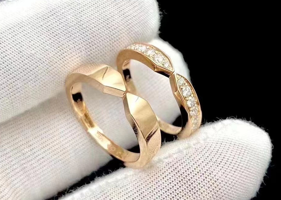 Cincin Pertunangan Berlian Emas 18k Ular 0.30ct 3.98g berat Prong Setting