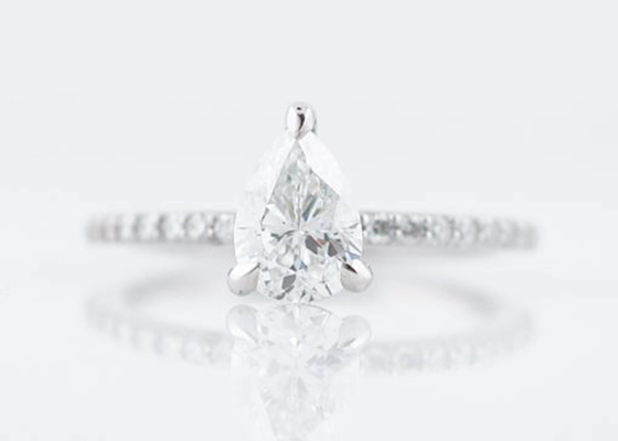 Cincin Perhiasan Berlian Asli Emas Putih 1.33ct Pear Cut PS 6×8mm Untuk Pertunangan