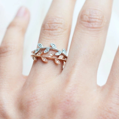 14K Kuning Emas Perhiasan Pertunangan Cincin Berlian Trendy Emerald Cut