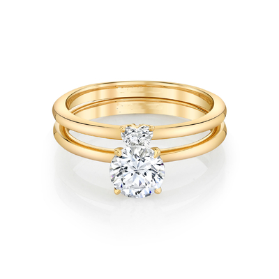 Trendi Perhiasan Cincin Kuning Emas Padat Moissanite Cincin Pertunangan Set Heart Cut Moissanite Cincin Set