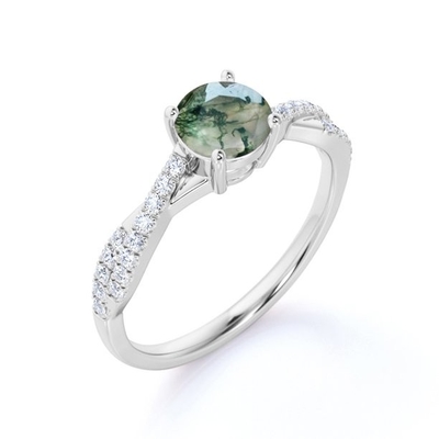 Klasik 7 Batu 1.1 karat Oval Cut Moss Green Agate dan Diamond Plain Shank Wedding Ring di White Gold