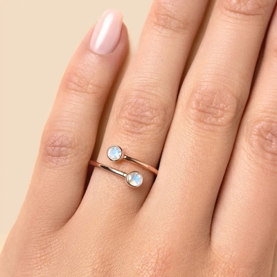 Adjustable 925 Sterling Silver Faceted Rainbow Moonstone Perhiasan Bentuk Bulat
