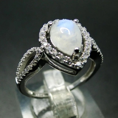 Rainbow Moonstone Engagement Cincin Berlian 925 Sterling Silver