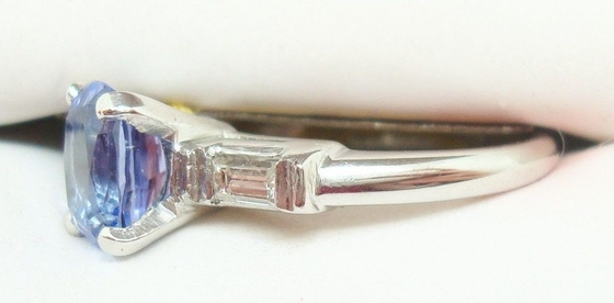 14k White Gold Oval Cincin Tanzanite Alami Asli dengan CZ