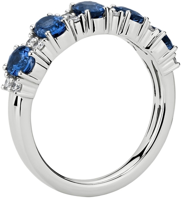 Blue Oval Lab Membuat Cincin Lima Batu Safir dan Berlian Dengan Perak