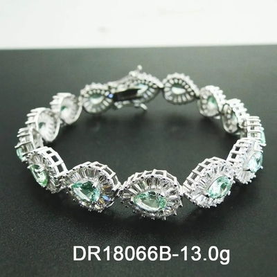 Perhiasan CZ 925 Sterling Silver Pear Cut Green Spinel Tetesan Air Mata Tenis Gelang