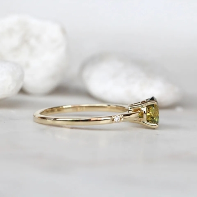 Halus Mungil Wanita Perhiasan CZ Aksen Round Green Sapphire S925 Berlapis Emas Pertunangan Janji Cincin