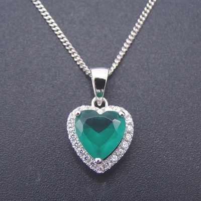 Hot Sale 925 Sterling Silver Berbentuk Hati Set Perhiasan Zirkon Hijau untuk Hadiah Wanita Fashion
