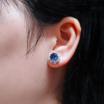 Solid 925 Sterling Silver Dibuat Tanzanite CZ Perhiasan Natal Stud Anting-Anting untuk Wanita