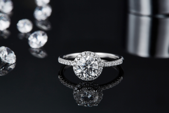 925 Sterling Silver Jewelry Moissanite Engagement Rings Putaran Berbentuk Mungil Band Cincin
