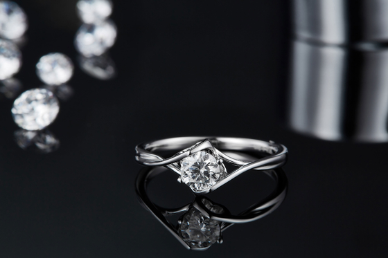 Wanita 3 Karat Alami Moissanite Cincin Batu Permata Pernikahan Janji Pertunangan