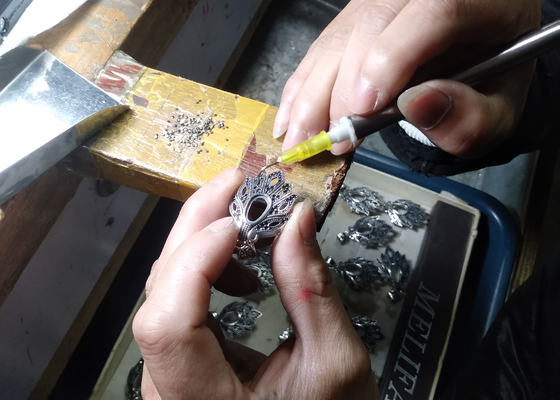 0,05ct 5pcs Cincin Emas 9K 2MM dengan Berlian Alami untuk Pertunangan ODM