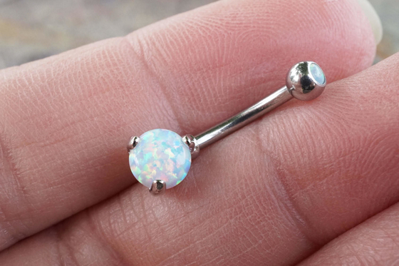 25mm Panjang 18k Gold Nose Stud, OEM Nose Ring Piercing Dengan White Fir Opal