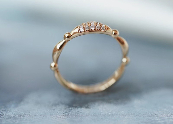 14K Rose Gold Cincin Perhiasan Berlian Asli Mungil OEM ODM untuk Pernikahan