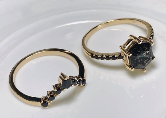 Cincin Pertunangan Moissanite Hexagon Hitam, Cincin Pertunangan Moissanite 0.78ct 19pcs Dibuat Lab