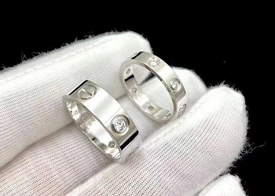Cincin Perhiasan Emas Padat 0.41ct 18K Dengan Lebar Berlian 4mm-6mm