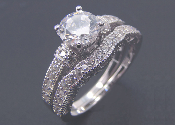 2 Carat Diamond Engagement Wedding Rings Bentuk bulat OEM ODM