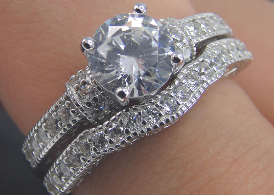 2 Carat Diamond Engagement Wedding Rings Bentuk bulat OEM ODM