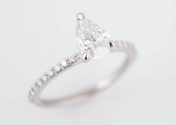 Cincin Perhiasan Berlian Asli Emas Putih 1.33ct Pear Cut PS 6×8mm Untuk Pertunangan