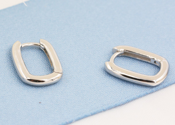 Oval Hoop 9K Gold Earrings Tebal 2mm Dengan Diameter Dalam 6x10mm