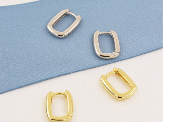 Oval Hoop 9K Gold Earrings Tebal 2mm Dengan Diameter Dalam 6x10mm