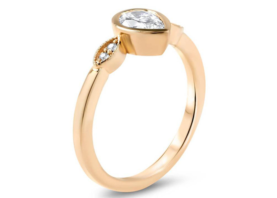 Cincin Moissanite Emas 10k 0,77 karat, Cincin Pertunangan Solitaire Emas Dimensi 5 × 7mm