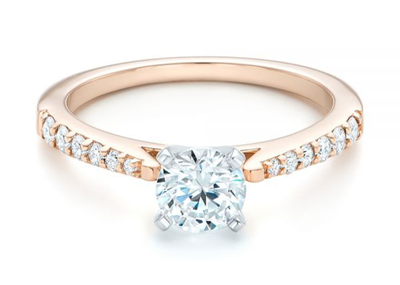 Claw Setting Rose Gold Moissanite Band Rings Ukuran 5.5MM OEM ODM