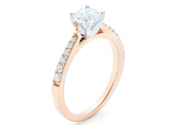 Claw Setting Rose Gold Moissanite Band Rings Ukuran 5.5MM OEM ODM